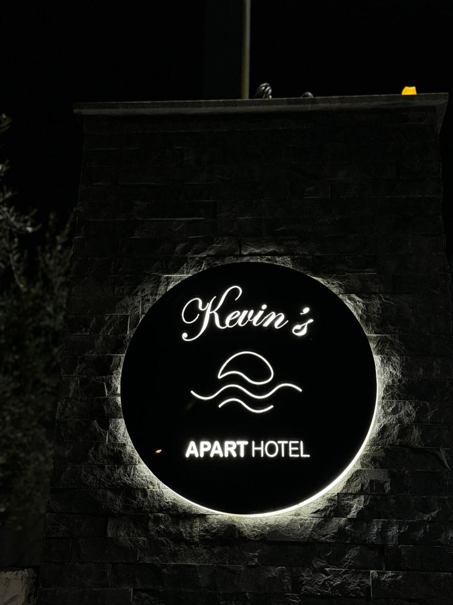 Kevin'S Aparthotel วญอเรอ ภายนอก รูปภาพ