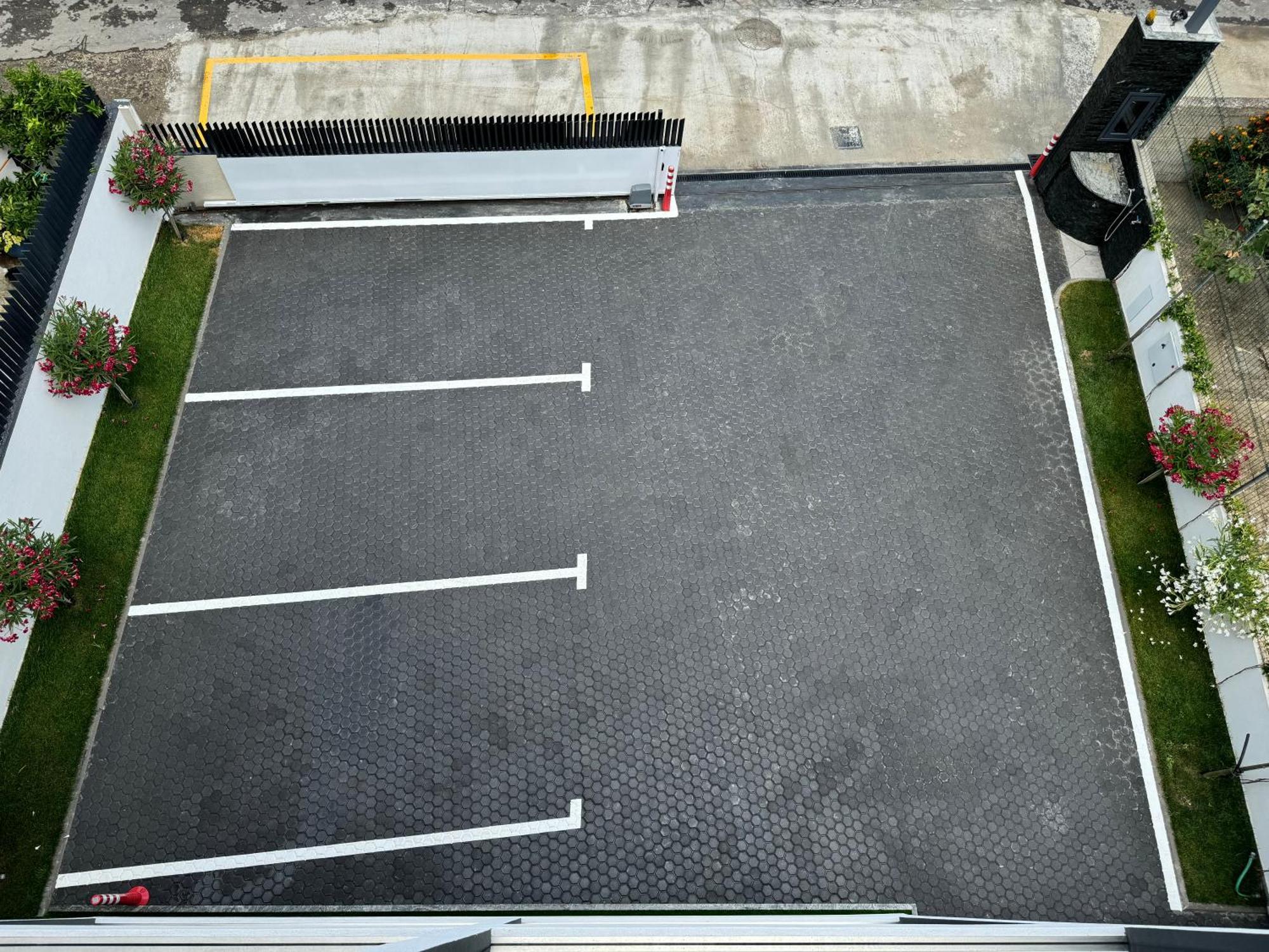 Kevin'S Aparthotel วญอเรอ ภายนอก รูปภาพ