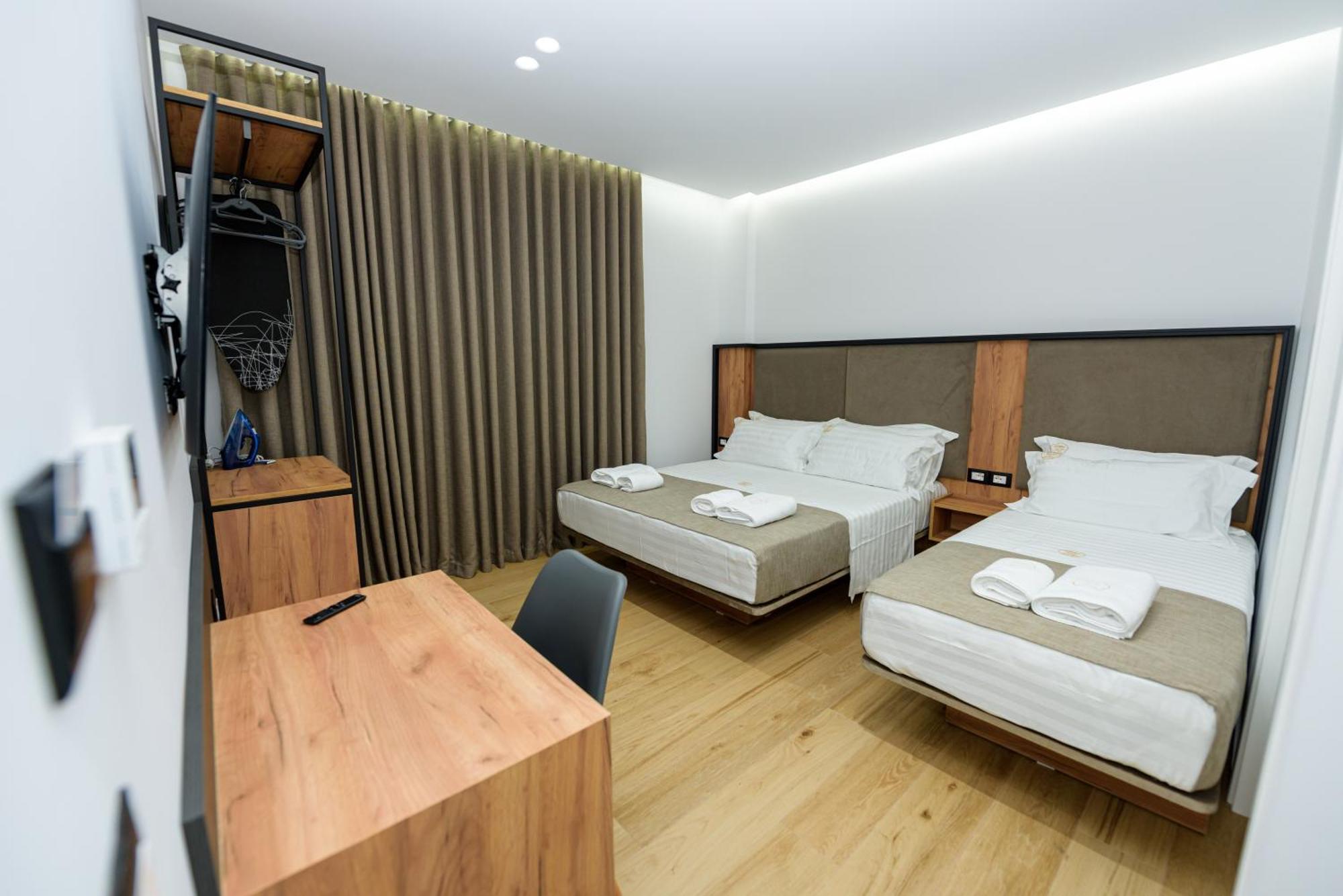 Kevin'S Aparthotel วญอเรอ ภายนอก รูปภาพ