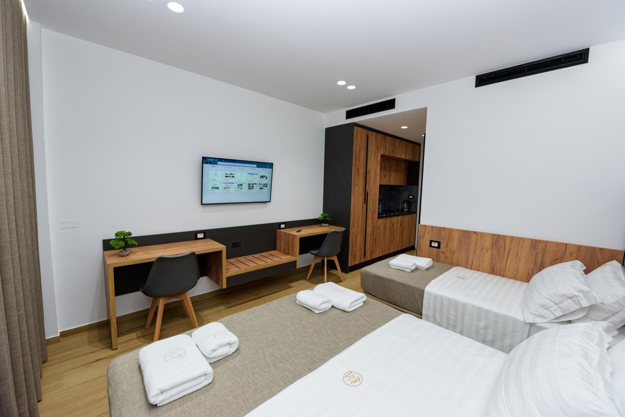 Kevin'S Aparthotel วญอเรอ ภายนอก รูปภาพ